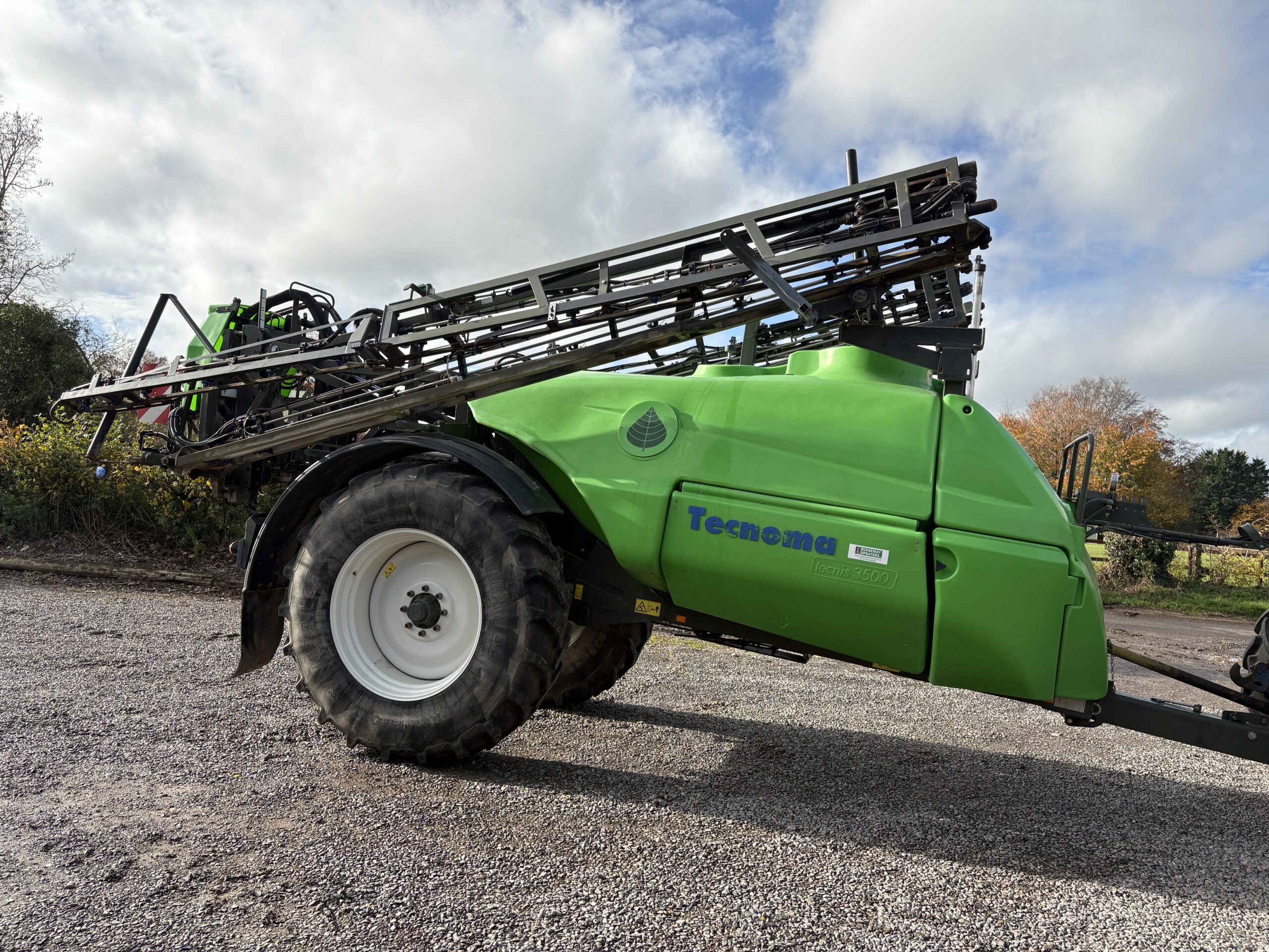 Tecnoma Tecnis II 3500lt 24mt Trailed Sprayer - Image 2